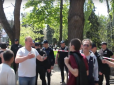 Річниця травневих подій в Одесі: У мережі з'вилося відео суперечки на Куликовому полі