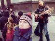 Співав батькові пісні: Поліція у Росії затримала сина вбитого рок-музиканта (фото)