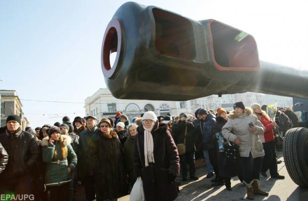 Вчителів і робітників також змусили написати "підписки про невиїзд"