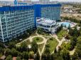 Туристи готуються подавати до суду: В окупованому Криму спалахнув скандал через готель із хворою на коронавірус  клієнткою