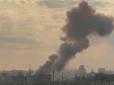 Піднявся стовп чорного диму: На заводі під Москвою прогримів потужний вибух