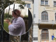 Помста? В Одесі невідомий напав на викладачку і розбив їй голову (відео)