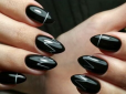 Модницям на замітку! Чорний манікюр 2023: ТОП-10 найкрасивіших ідей на кожен день