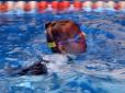 Наймолодша русалонька країни: 2-річна одеситка встановила рекорд України з плавання