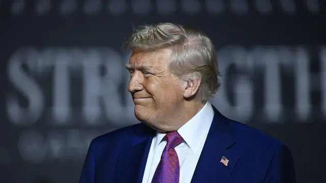 Вирішив почати з України: Трамп перед розмовою з Путіним зателефонував Зеленському