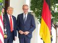 Ми з вами обидва німці: Мерц вручив Трампу неочікуваний подарунок (відео)