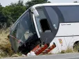 У салоні були дорослі і підлітки: У Франції автобус з українцями потрапив в аварію - є загиблі та постраждалі