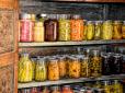 Господиням на замітку! Які продукти небезпечно консервувати вдома