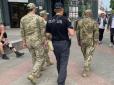 Замість армії піти за грати: У Луцьку чоловіки побилися з представниками ТЦК і відкрили пальбу з відібраної зброї