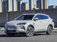 На піку популярності! Українці масово купують дешеві китайські автомобілі - названо моделі