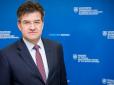 Спочатку усе заперечував: Радник Фіцо подав у відставку після оприлюднення листування з Епштейном