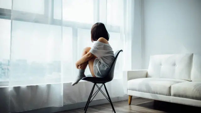 Оце так! Самотність збільшує ризик інсульту на 30%